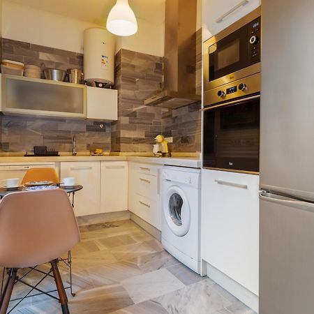 Апартаменти Attic With Terrace- 1Bd 1Bth- Corral Del Rey Севілья Екстер'єр фото