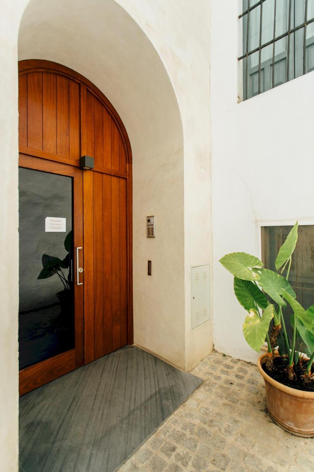 Апартаменти Attic With Terrace- 1Bd 1Bth- Corral Del Rey Севілья Екстер'єр фото