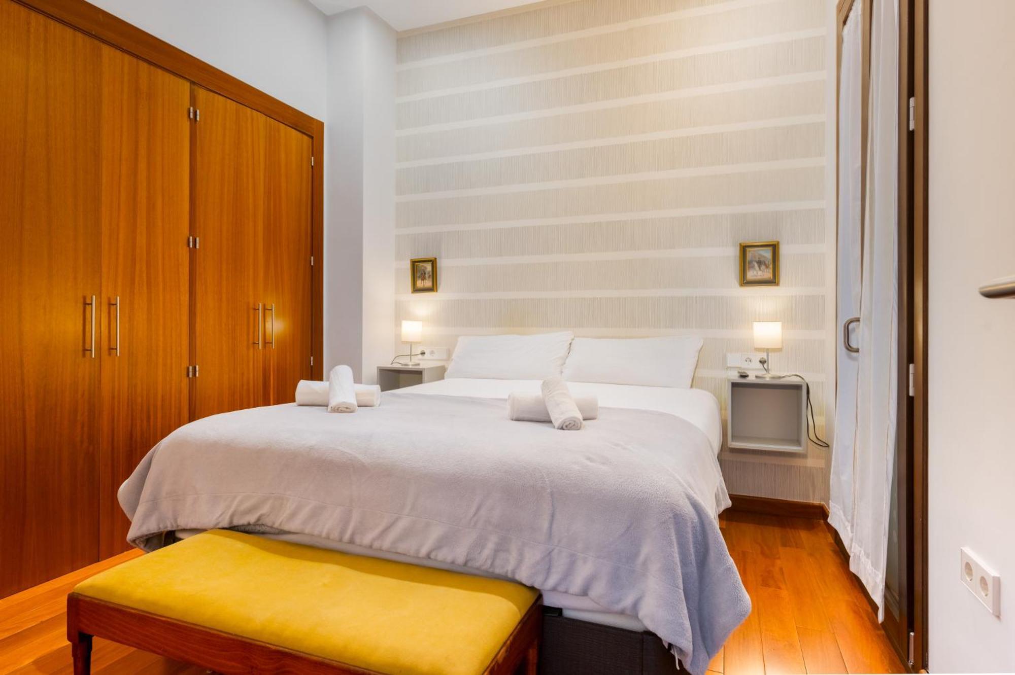 Апартаменти Attic With Terrace- 1Bd 1Bth- Corral Del Rey Севілья Екстер'єр фото