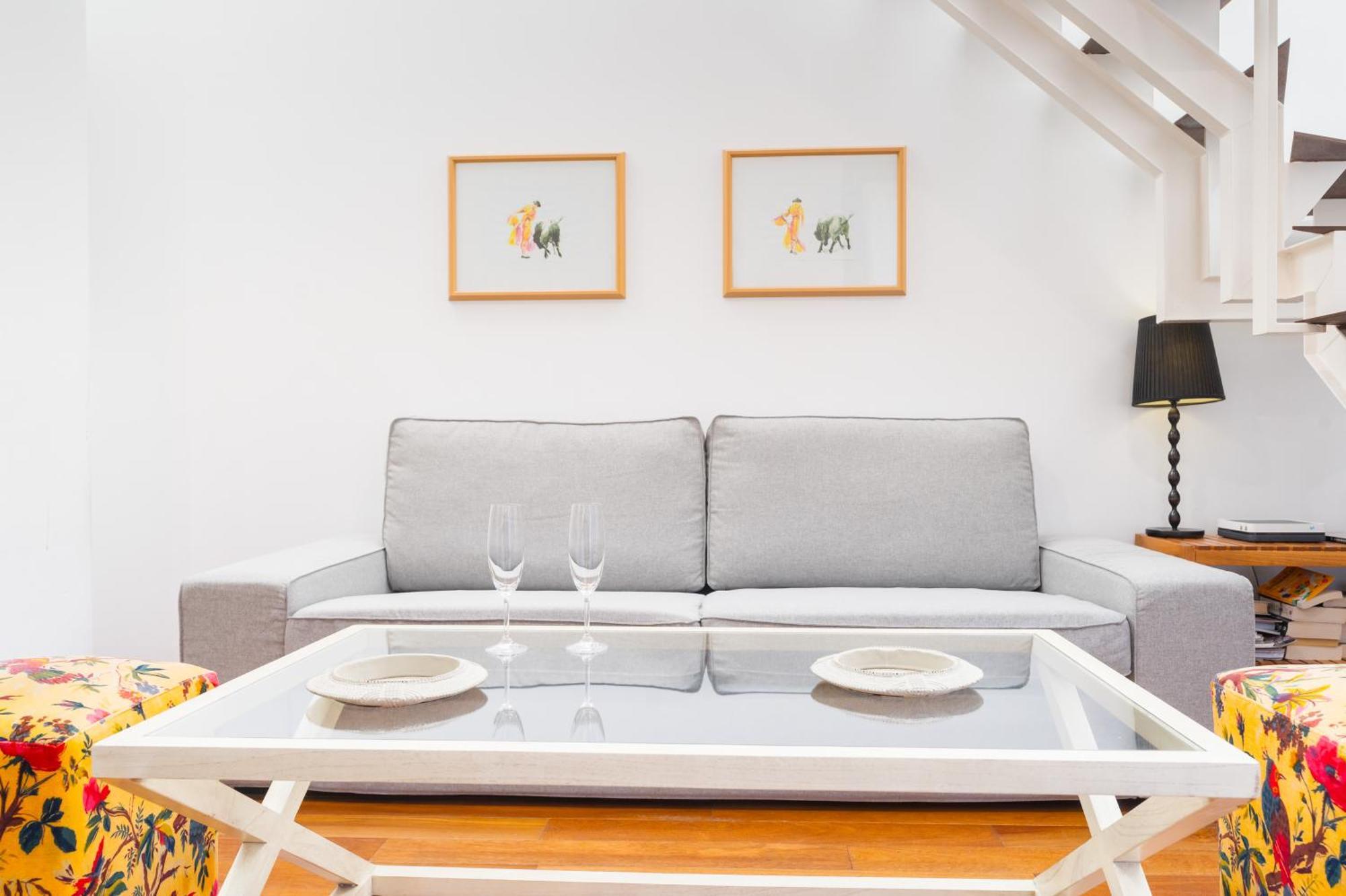 Апартаменти Attic With Terrace- 1Bd 1Bth- Corral Del Rey Севілья Екстер'єр фото