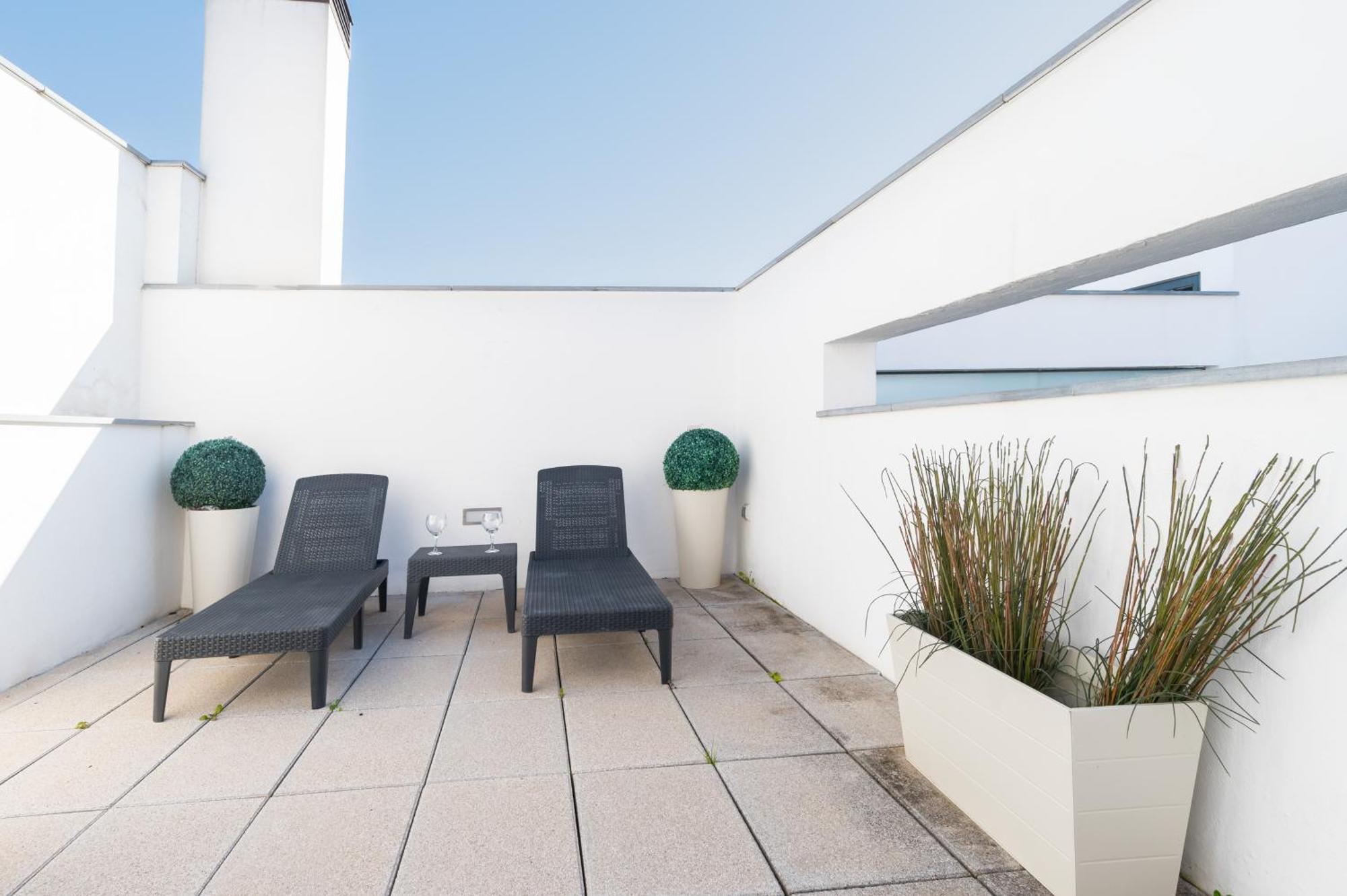 Апартаменти Attic With Terrace- 1Bd 1Bth- Corral Del Rey Севілья Екстер'єр фото